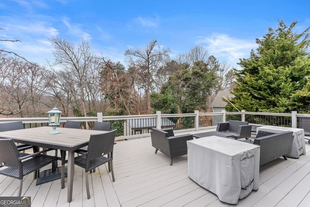 6052 Seminole Drive, Flowery Branch, GA 30542