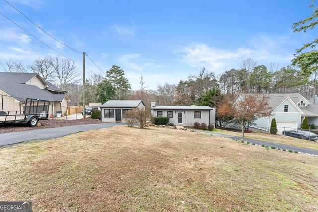 6052 Seminole Drive, Flowery Branch, GA 30542