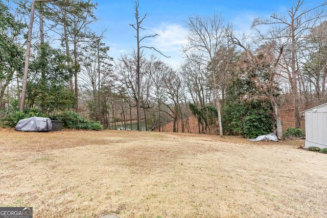 6052 Seminole Drive, Flowery Branch, GA 30542