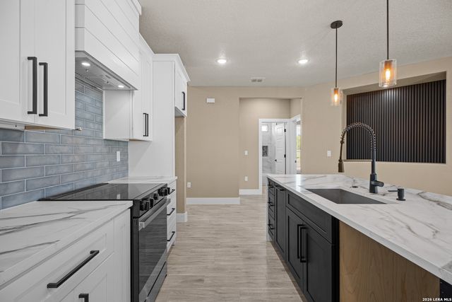 12623 Toro Drive, Atascosa, TX 78002