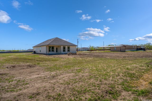 12623 Toro Drive, Atascosa, TX 78002