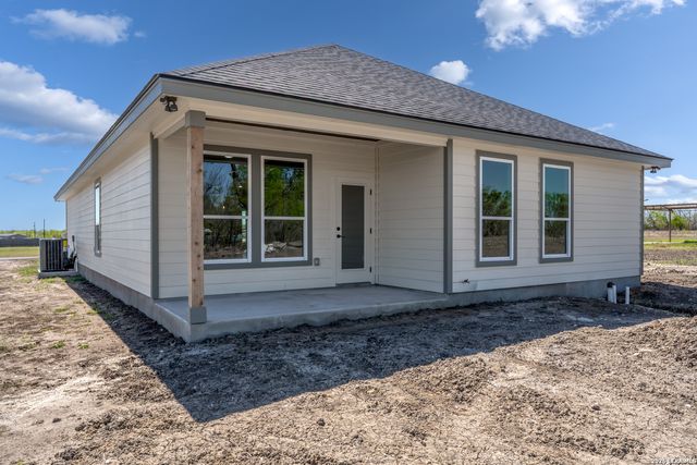 12623 Toro Drive, Atascosa, TX 78002