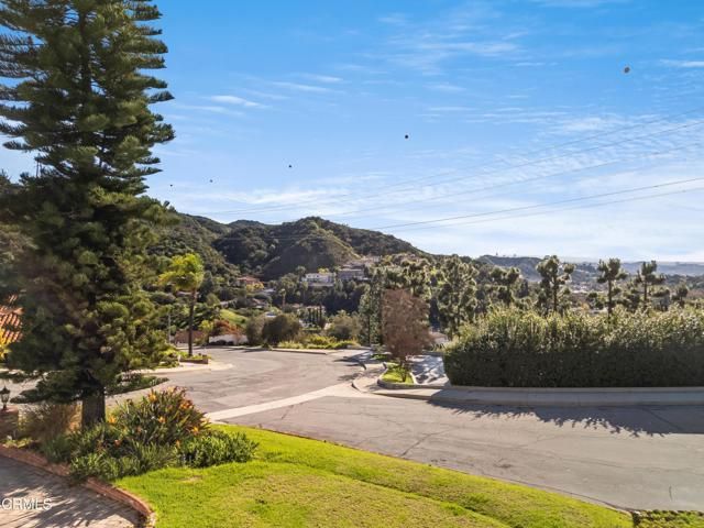 2503 Allanjay Place, Glendale, CA 91208