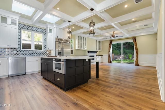 2503 Allanjay Place, Glendale, CA 91208