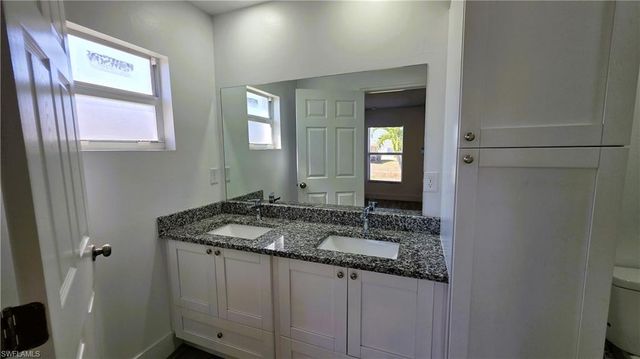 2909 SW Santa Barbara PL, Cape Coral, FL 33914