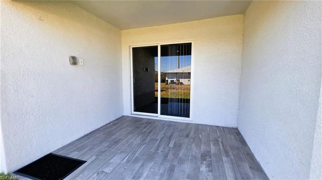 2909 SW Santa Barbara PL, Cape Coral, FL 33914