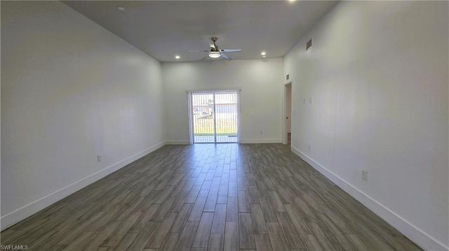 2909 SW Santa Barbara PL, Cape Coral, FL 33914