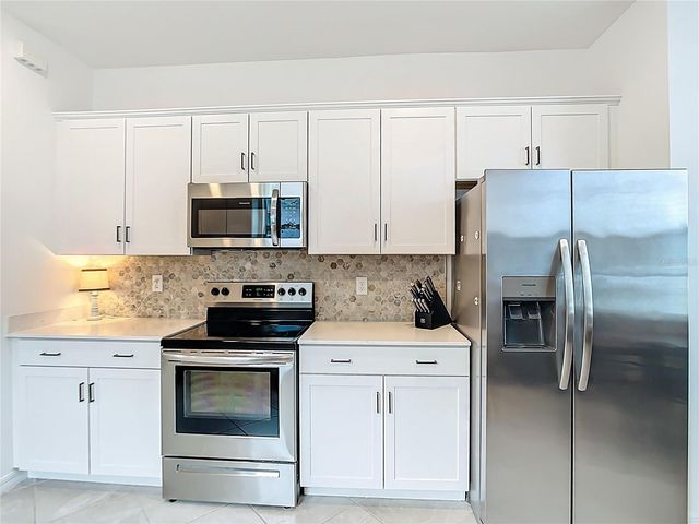 11375 BURGUNDY DRIVE, Venice, FL 34293