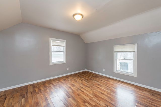 205 S Park Avenue, Waukegan, IL 60085