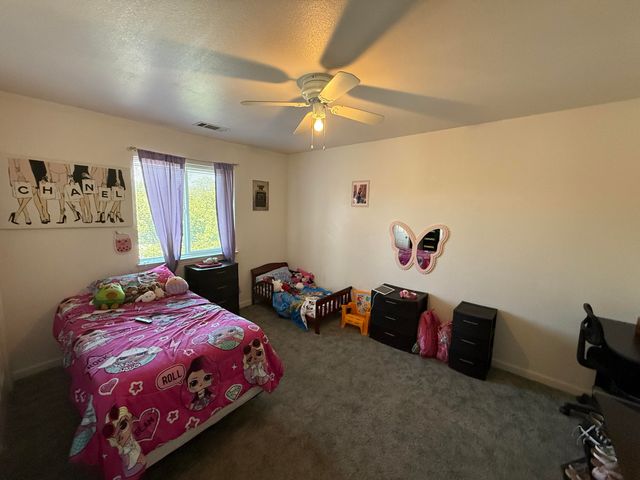 729 July Way, Redding, CA 96003
