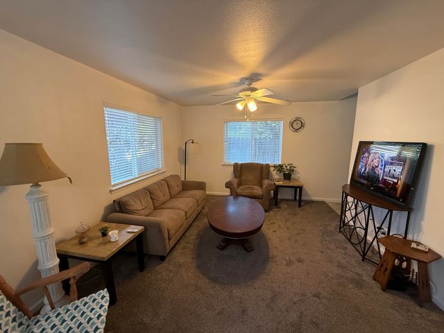 729 July Way, Redding, CA 96003