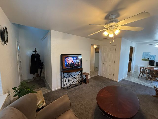729 July Way, Redding, CA 96003