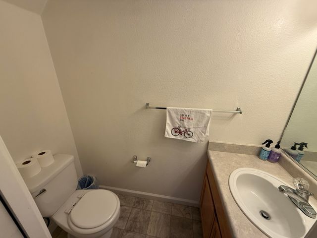 729 July Way, Redding, CA 96003