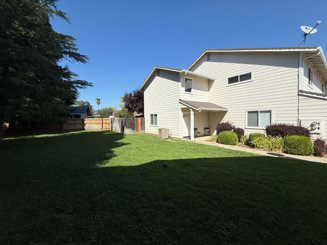 729 July Way, Redding, CA 96003