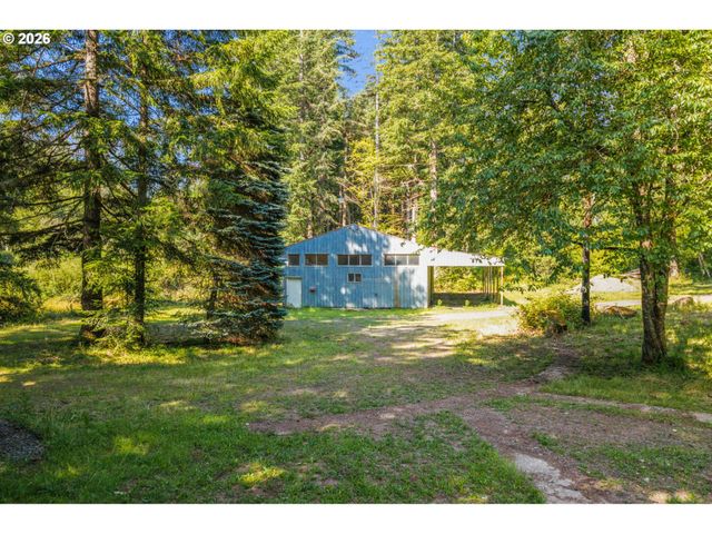 3832 Ne CAVITT Rd, Camas, WA 98607