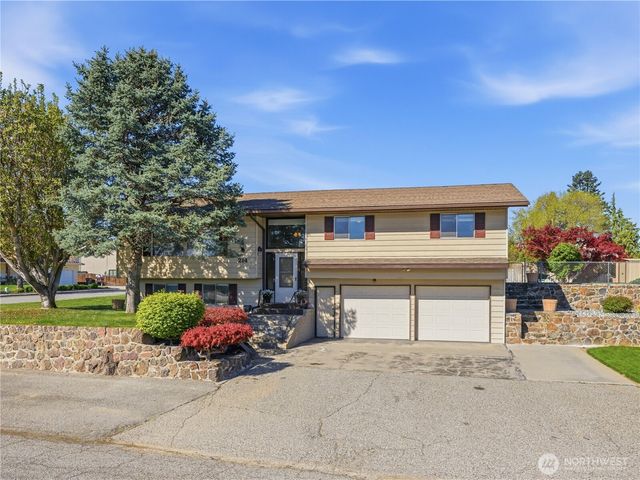 214 S Kansas Avenue, East Wenatchee, WA 98802