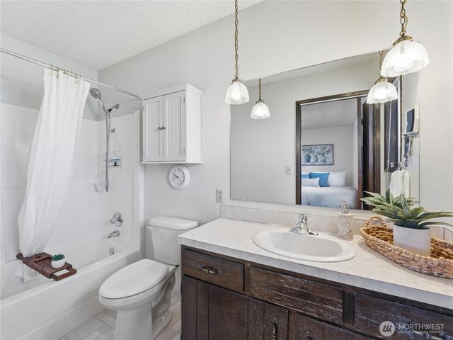 214 S Kansas Avenue, East Wenatchee, WA 98802