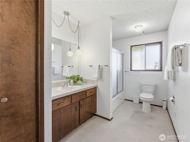 214 S Kansas Avenue, East Wenatchee, WA 98802