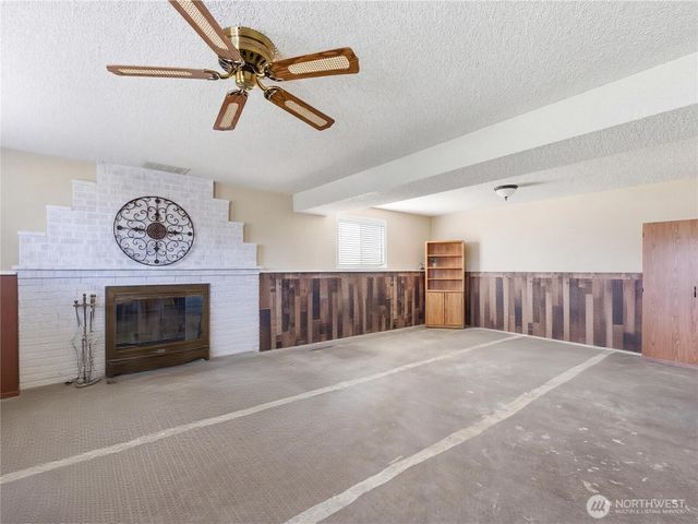 214 S Kansas Avenue, East Wenatchee, WA 98802