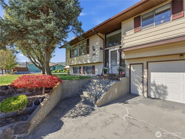 214 S Kansas Avenue, East Wenatchee, WA 98802