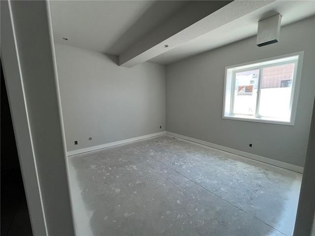 510 Bentwater Drive, Raymore, MO 64083