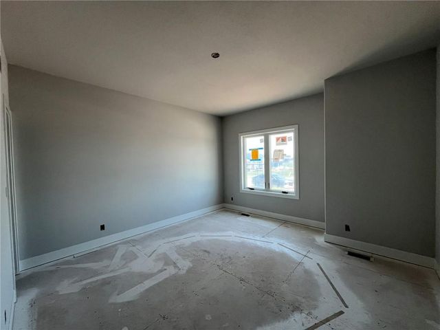510 Bentwater Drive, Raymore, MO 64083