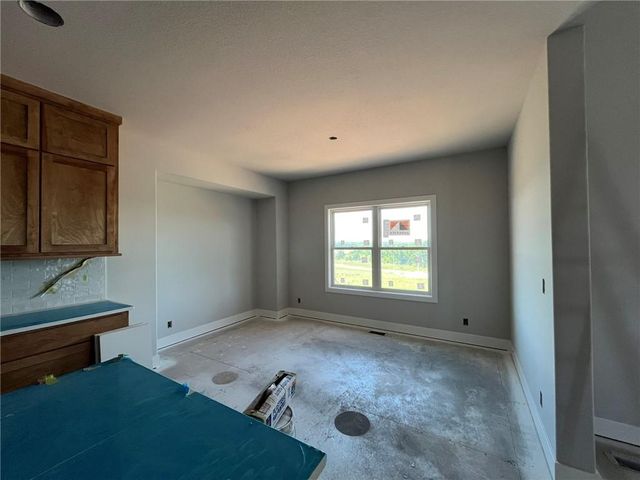 510 Bentwater Drive, Raymore, MO 64083