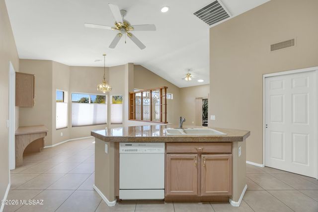 38322 S Skyline Drive, Tucson, AZ 85739