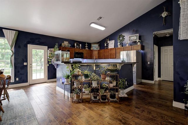 1076 County Street 2976, Blanchard, OK 73010