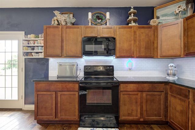 1076 County Street 2976, Blanchard, OK 73010
