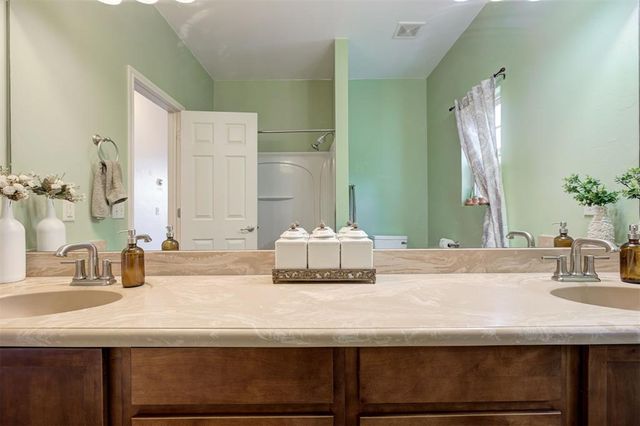 1076 County Street 2976, Blanchard, OK 73010