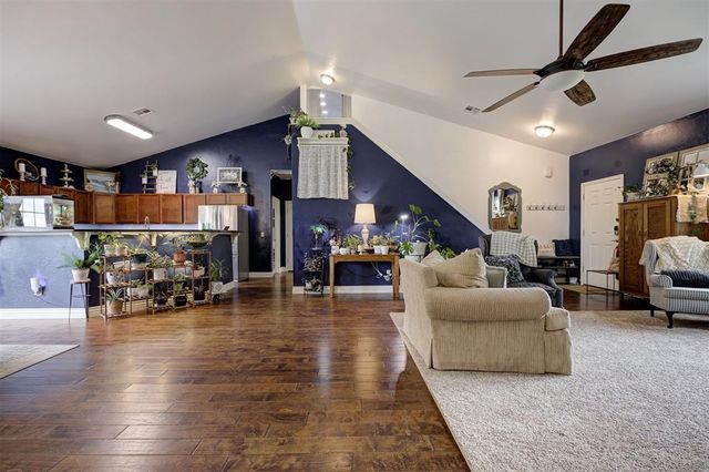 1076 County Street 2976, Blanchard, OK 73010