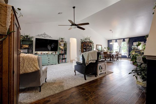 1076 County Street 2976, Blanchard, OK 73010