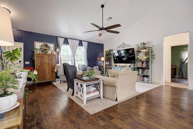 1076 County Street 2976, Blanchard, OK 73010