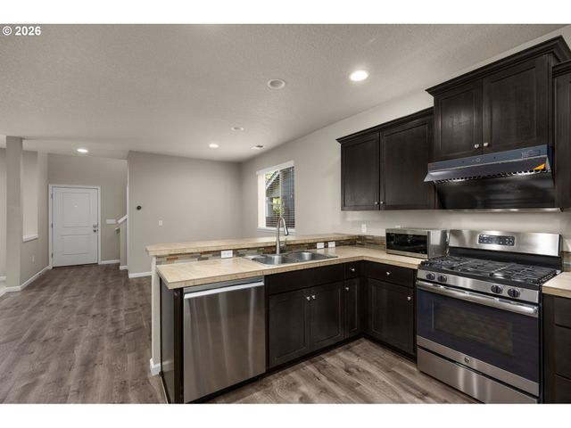 7314 Nw 167TH Ave, Portland, OR 97229