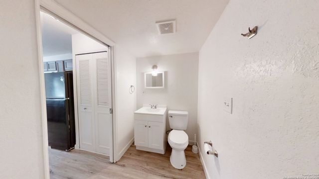 7041 Glen Mist, San Antonio, TX 78239