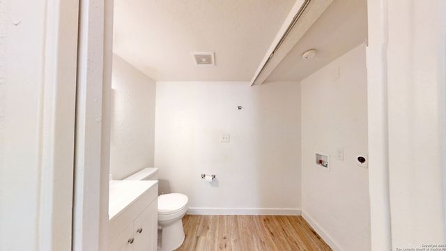 7041 Glen Mist, San Antonio, TX 78239