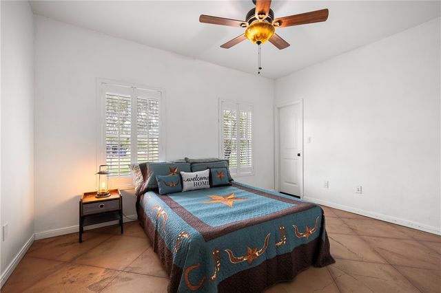 7186 County Road 2703, Sinton, TX 78387