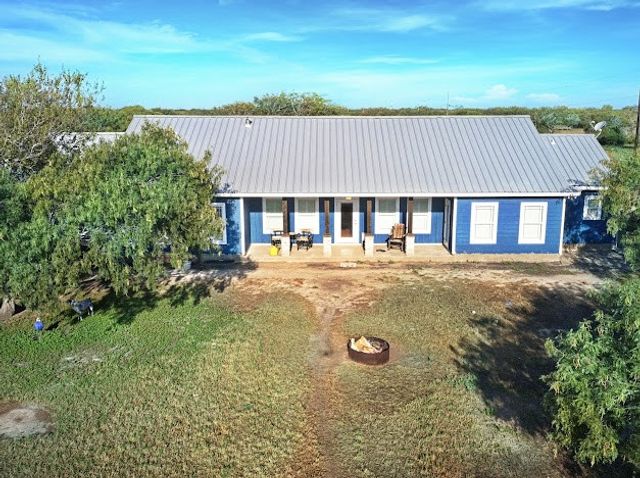 7186 County Road 2703, Sinton, TX 78387