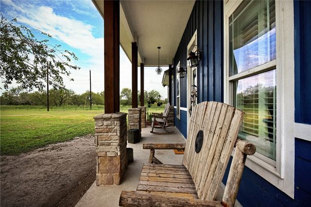 7186 County Road 2703, Sinton, TX 78387