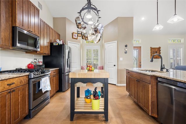 7186 County Road 2703, Sinton, TX 78387