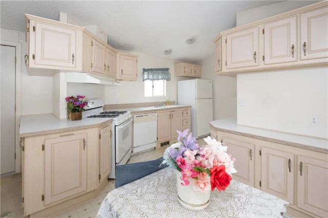 3057 S Higuera 42, San Luis Obispo, CA 93401