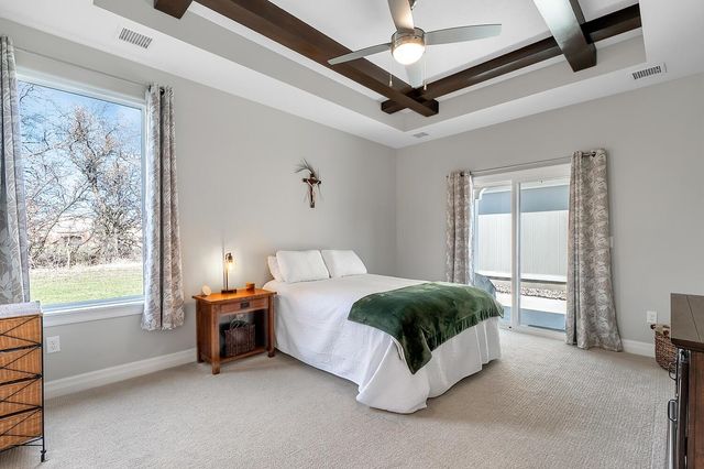 616 E Park Pl, Andover, KS 67002