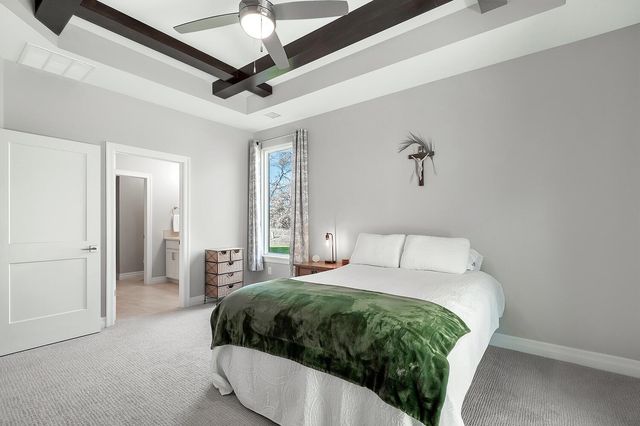 616 E Park Pl, Andover, KS 67002