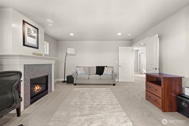 8064 E Commons Court, Port Orchard, WA 98366