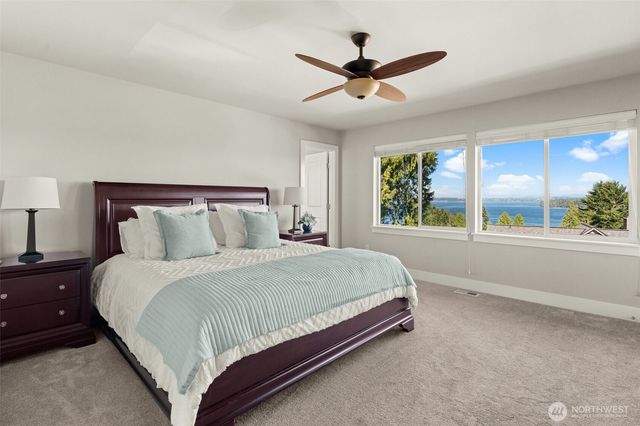 8064 E Commons Court, Port Orchard, WA 98366