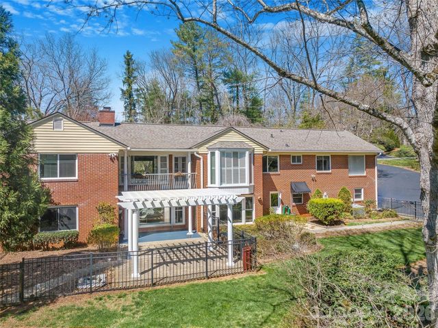 4 Dogwood Road, Asheville, NC 28804