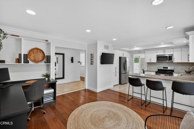 9325 La Shell Drive, Tujunga (los Angeles), CA 91042