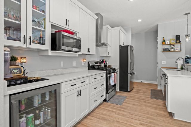 6600 Hillstone COURT, Waterford, WI 53185