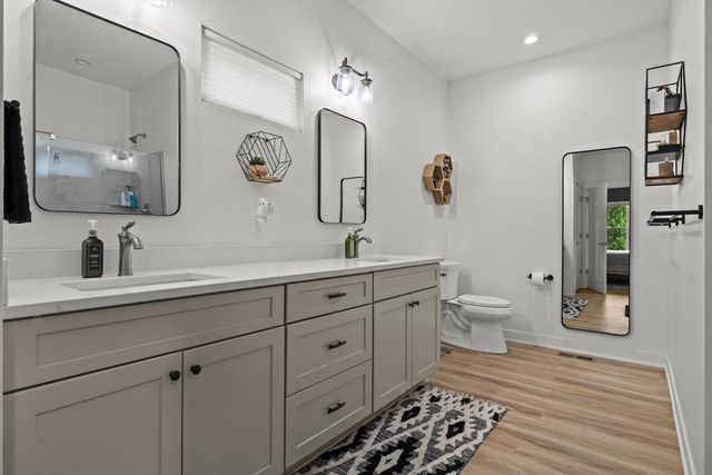 6600 Hillstone COURT, Waterford, WI 53185